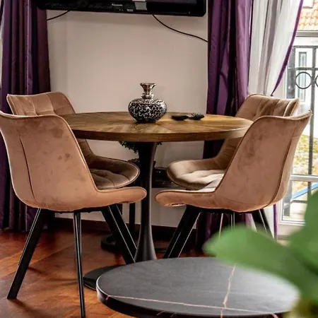 Zachod Slonca 17 דירה מיילנו